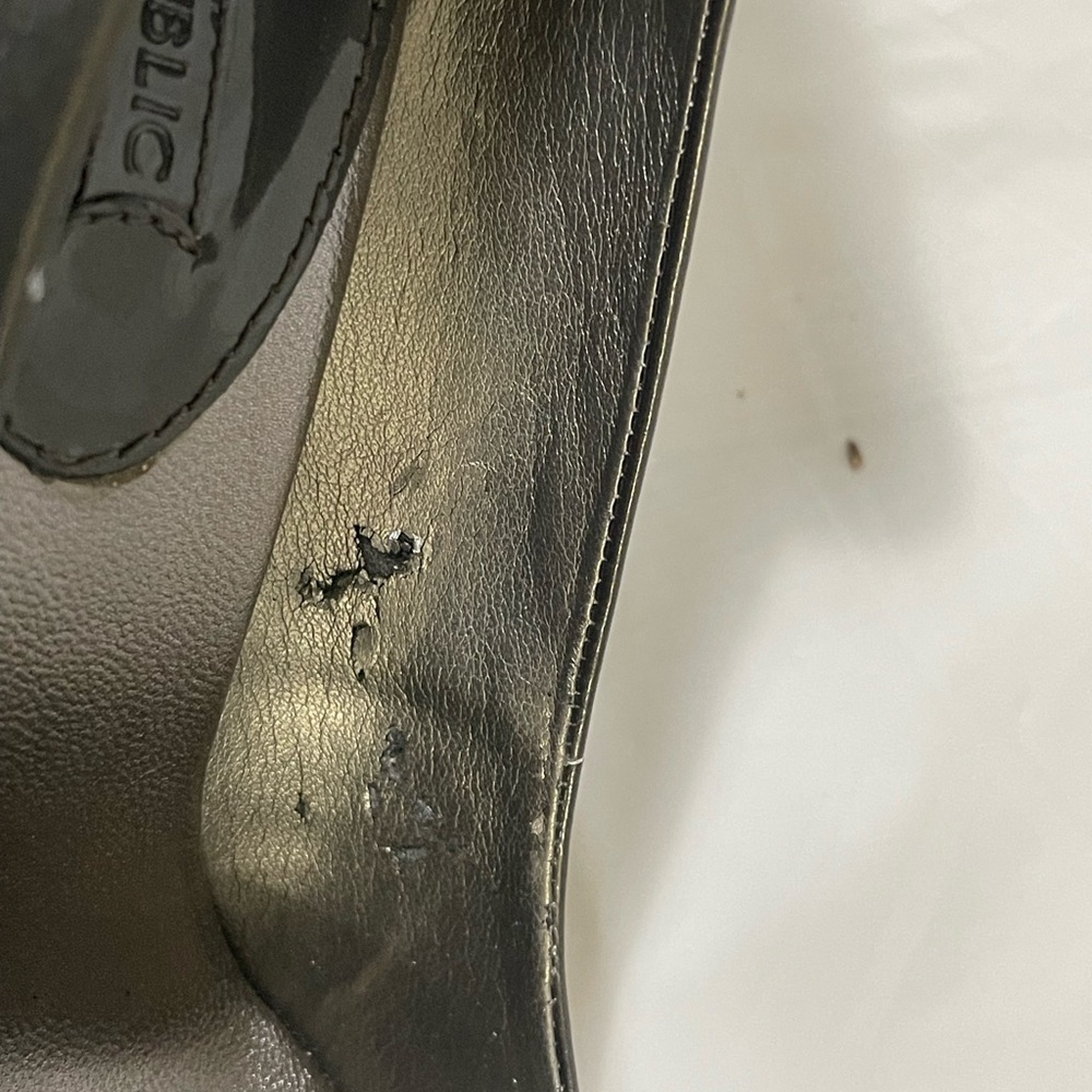 Banana Republic women’s heeled silver shoes size 9.5 - Picture 2 of 9